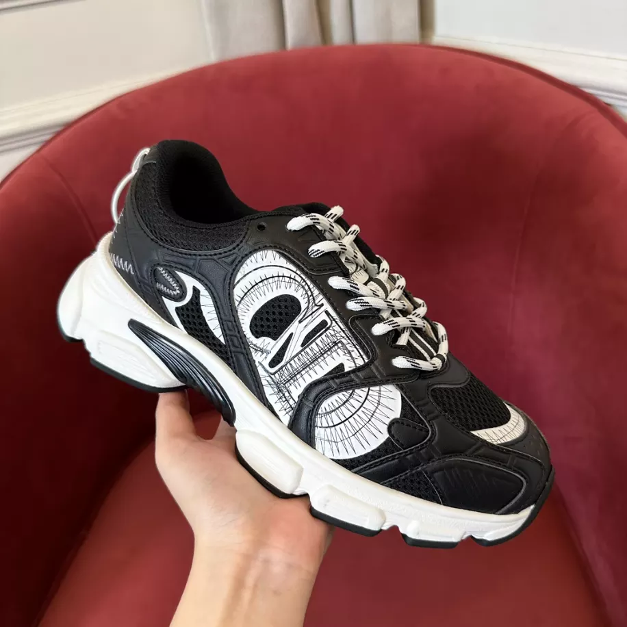 DIOR CHRONO SNEAKERS – DO0148
