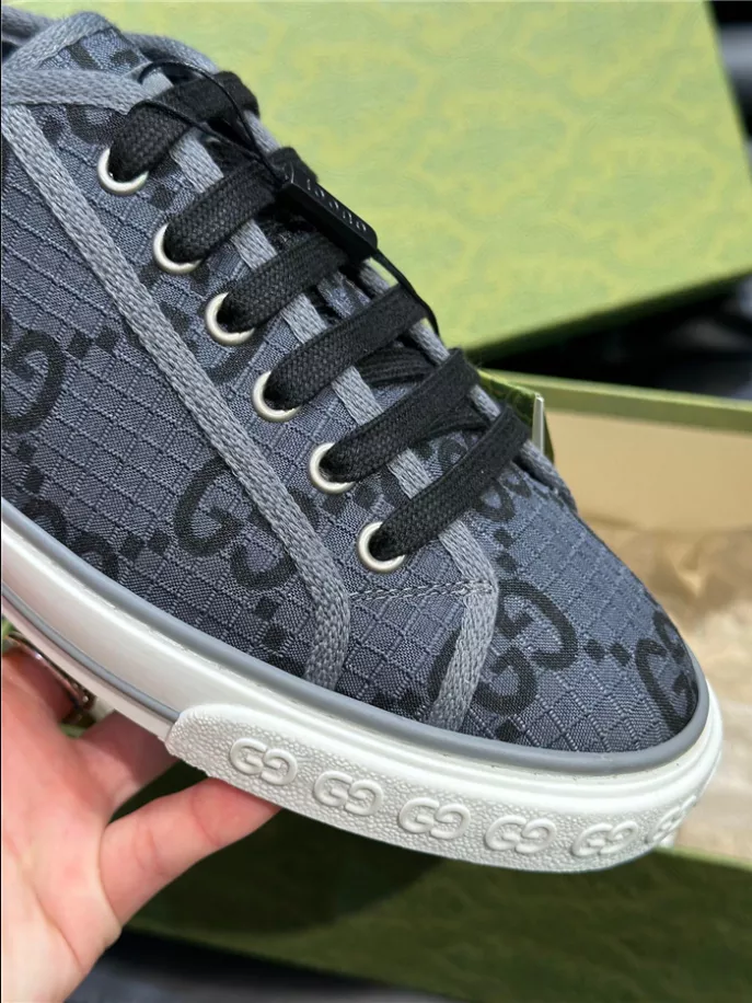 GUCCI TENNIS 1977 SNEAKER – GCC297