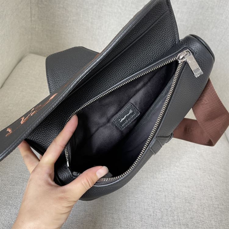 DIOR CACTUS JACK DIOR SADDLE BAG BLACK GRAINED CALFSKIN WITH EMBROIDERED SIGNATURE – DIO019