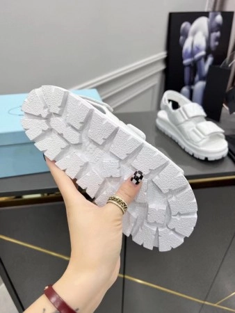 PRADA PADDED SANDALS IN WHITE NAPPA LEATHER – PSD040