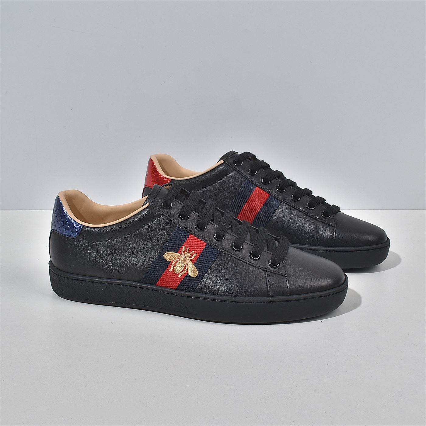 GUCCI MENS ACE EMBROIDERED SNEAKER – GCC026