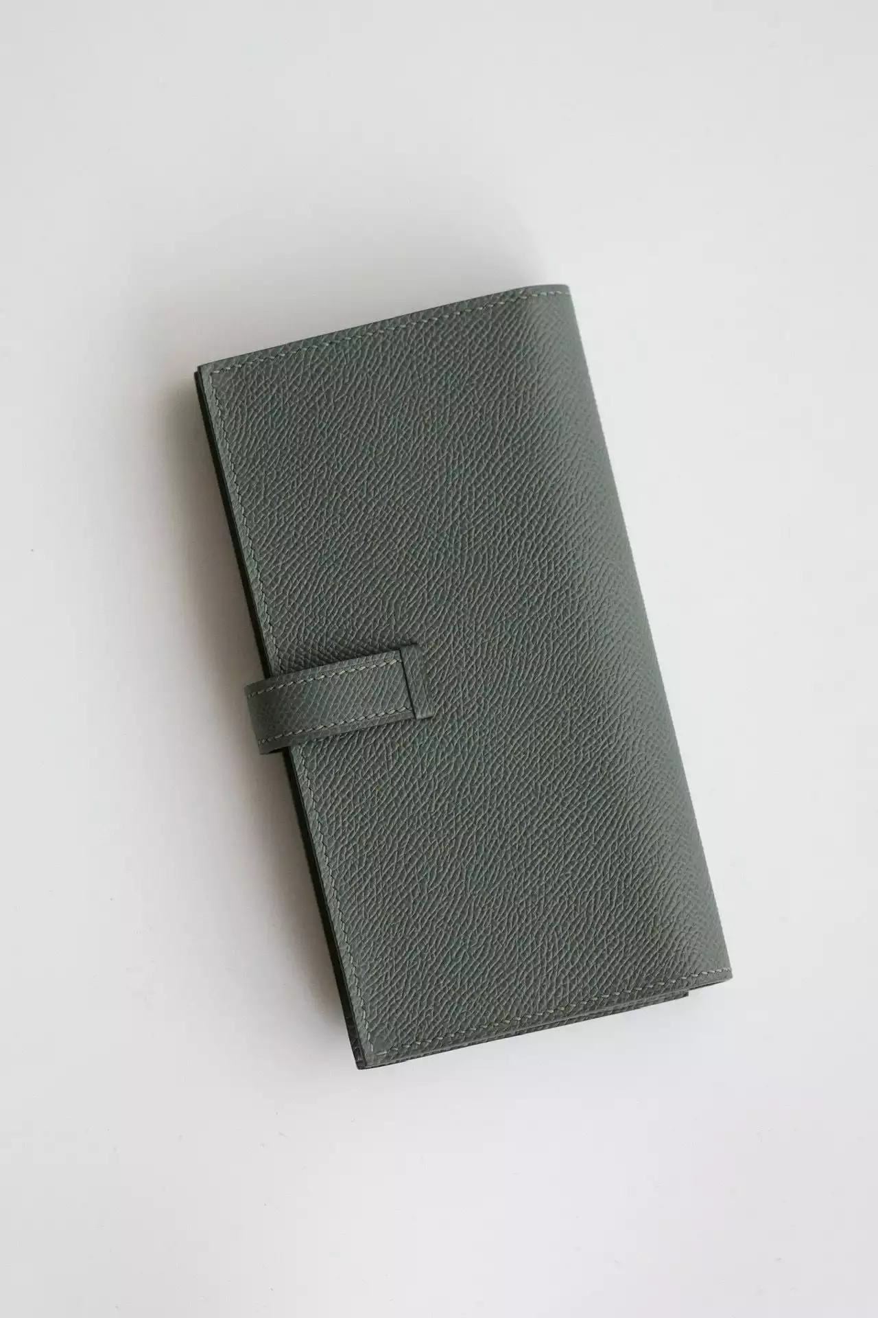 Hermes Bearn Long Handmade Wallet in Vert Amande Epsom Calfskin – HW141