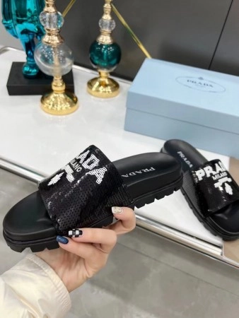 PRADA WOMEN’S SLIDES EMBROIDERED WITH SEQUINS – PSD081