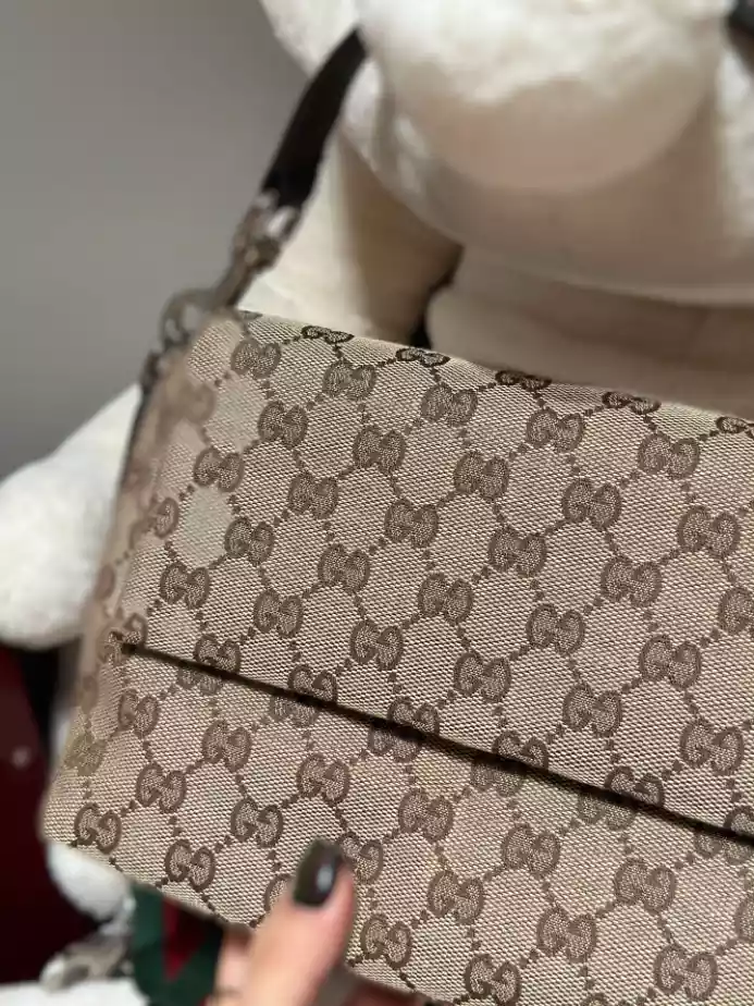 GG CANVAS SMALL CROSSBODY BAG – BG059