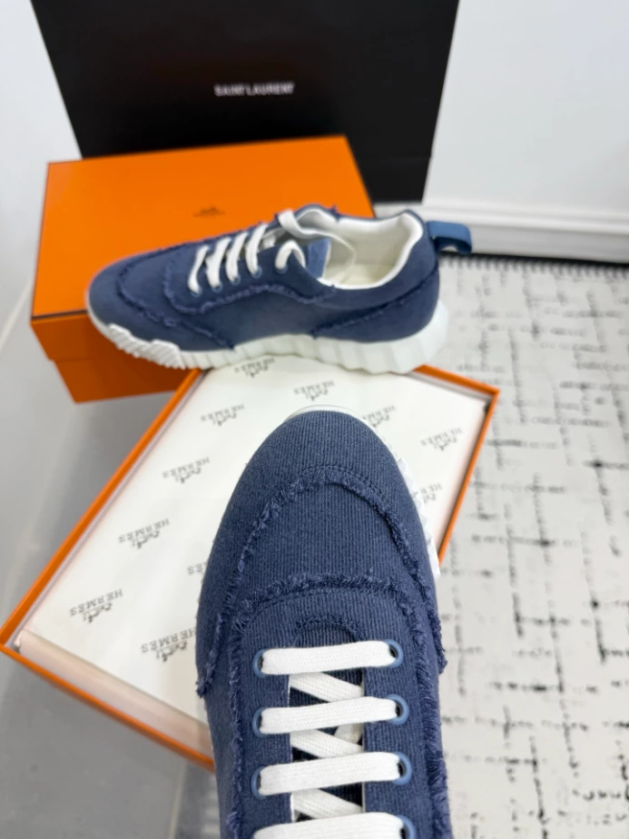 Hermes Bouncing Sneaker – HM096