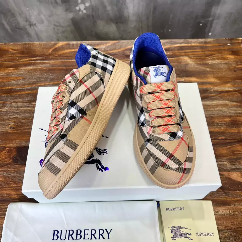 BURBERRY CHECK TERRACE SNEAKERS – BBR094