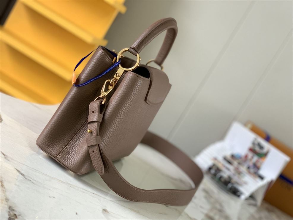 LOUIS VUITTON CAPUCINES BB Brown – LW051