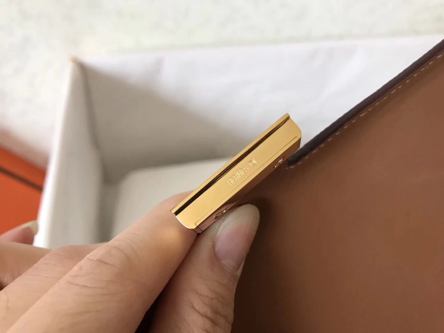 Hermes Constance Long Wallet In Gold Epsom Leather – HW182