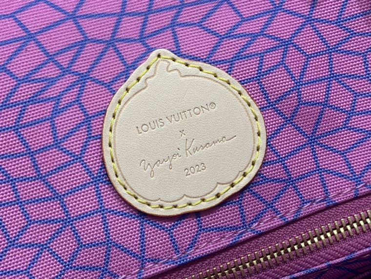LOUIS VUITTON LV X YK ONTHEGO MM MONOGRAM – LW109