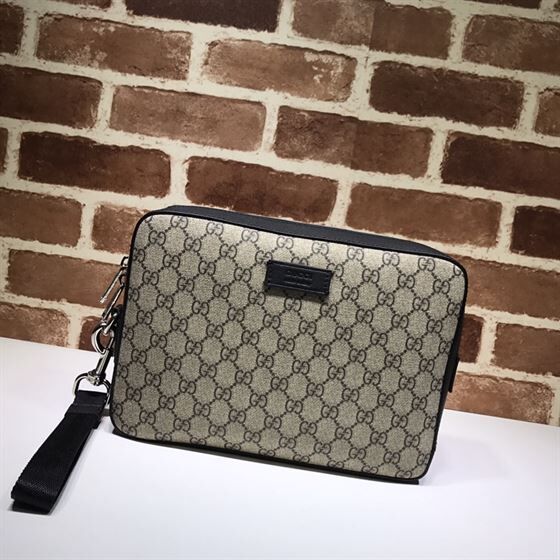 GUCCI GG SUPREME CLUTCH – BG028