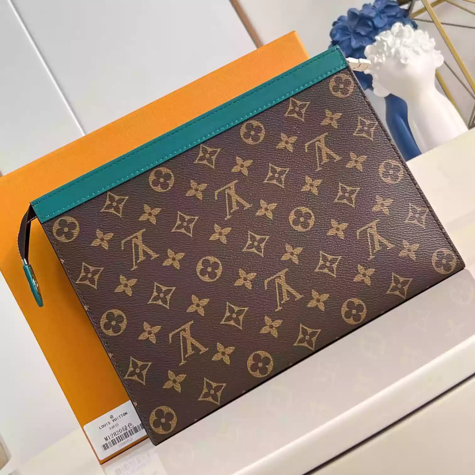 POCHETTE VOYAGE MM BORNEO GREEN M12816 – LW401