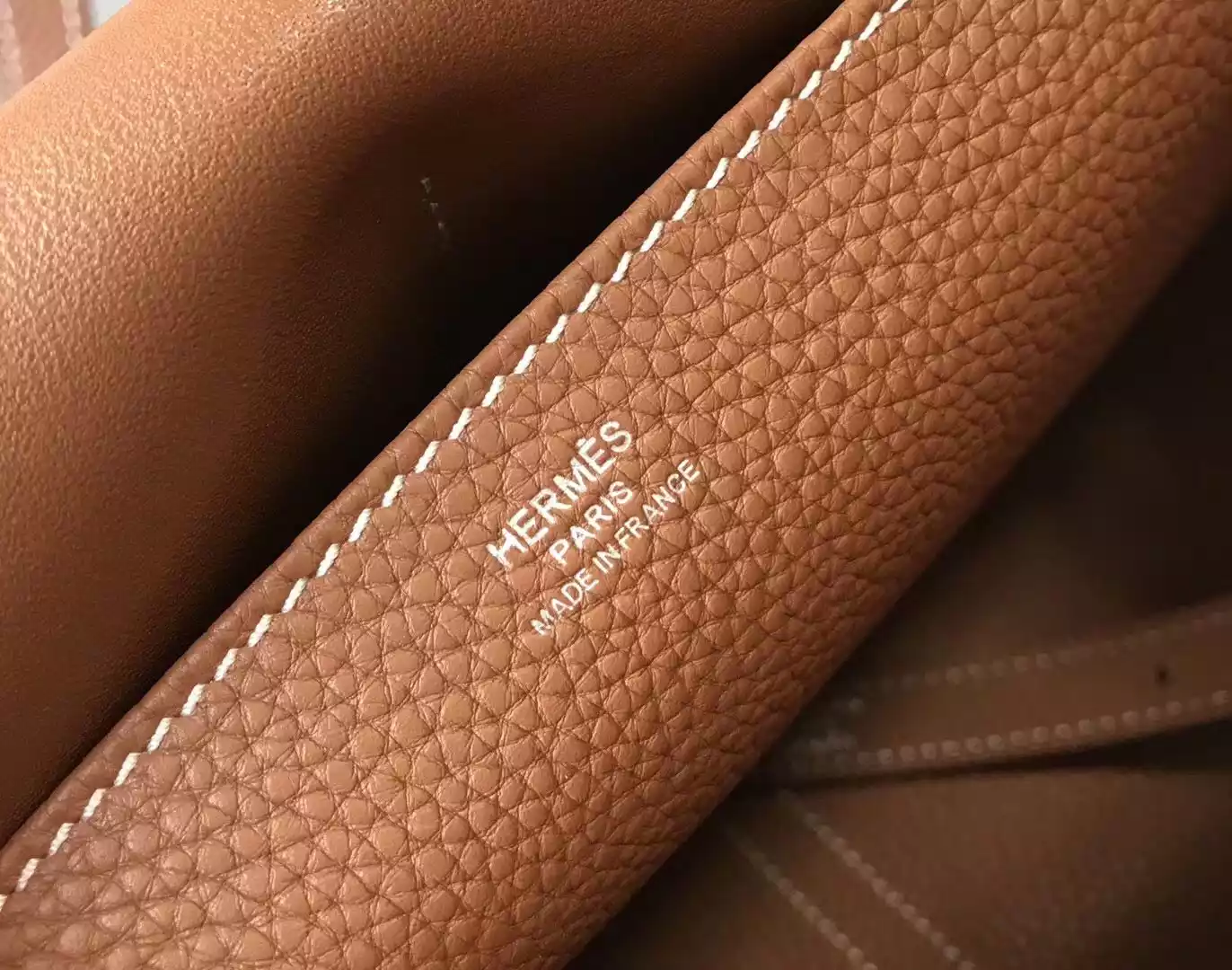 Hermes Halzan 31cm Bag In Gold Clemence Leather – HW100