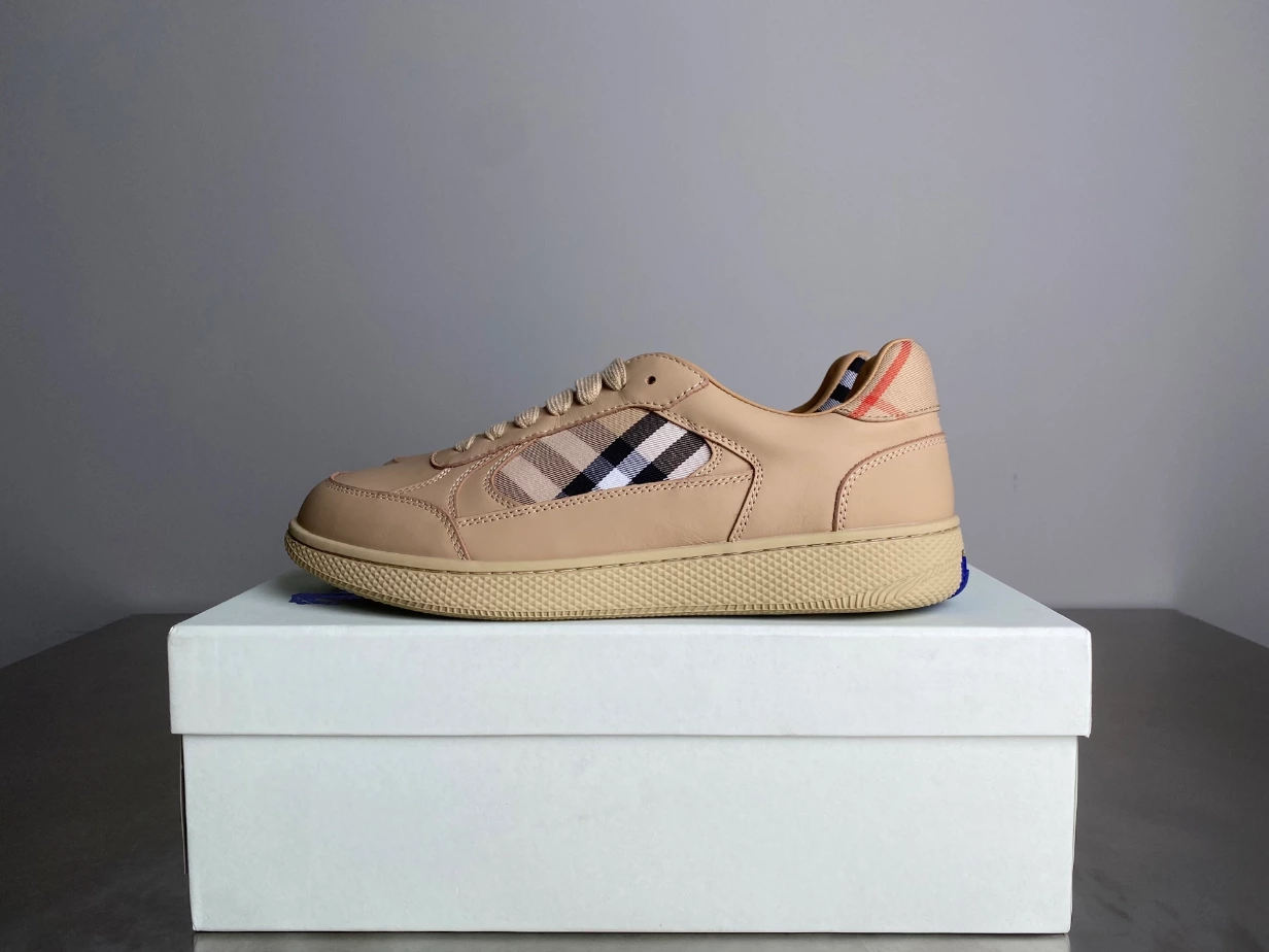 BURBERRY LEATHER AND CHECK TERRACE SNEAKERS – BBR036