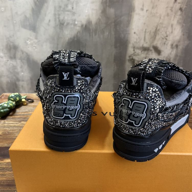 LOUIS VUITTON LV SKATE SNEAKER – LVS149