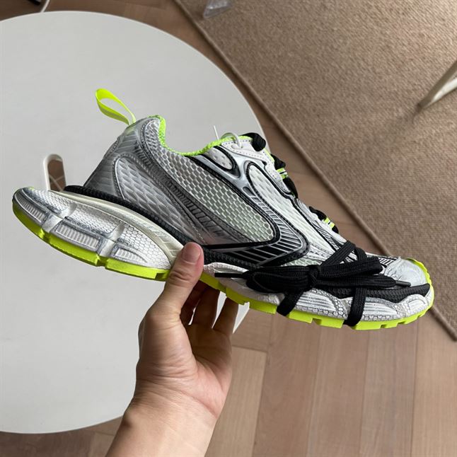 BALENCIAGA 3XL SNEAKER – BLA085