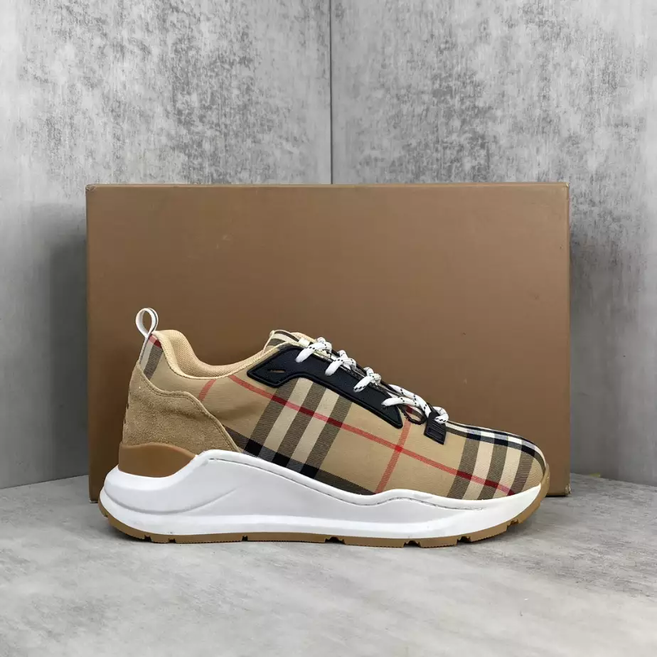 BURBERRY PLATFORM SNEAKERS – BBR058