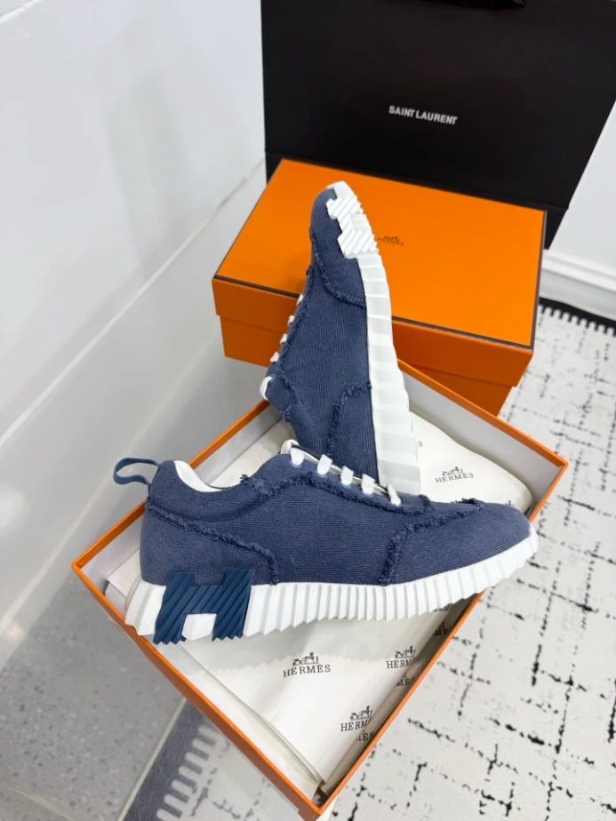 Hermes Bouncing Sneaker – HM096