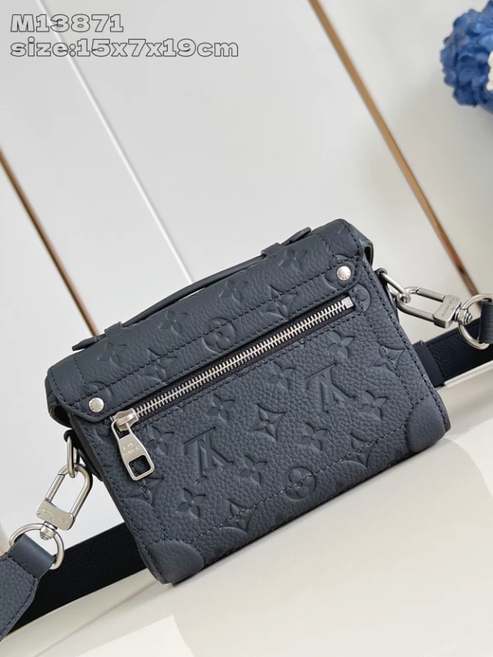 SOUL TRUNK CROSSBAG BLACK TAURILLON MONOGRAM M13871 – LW418