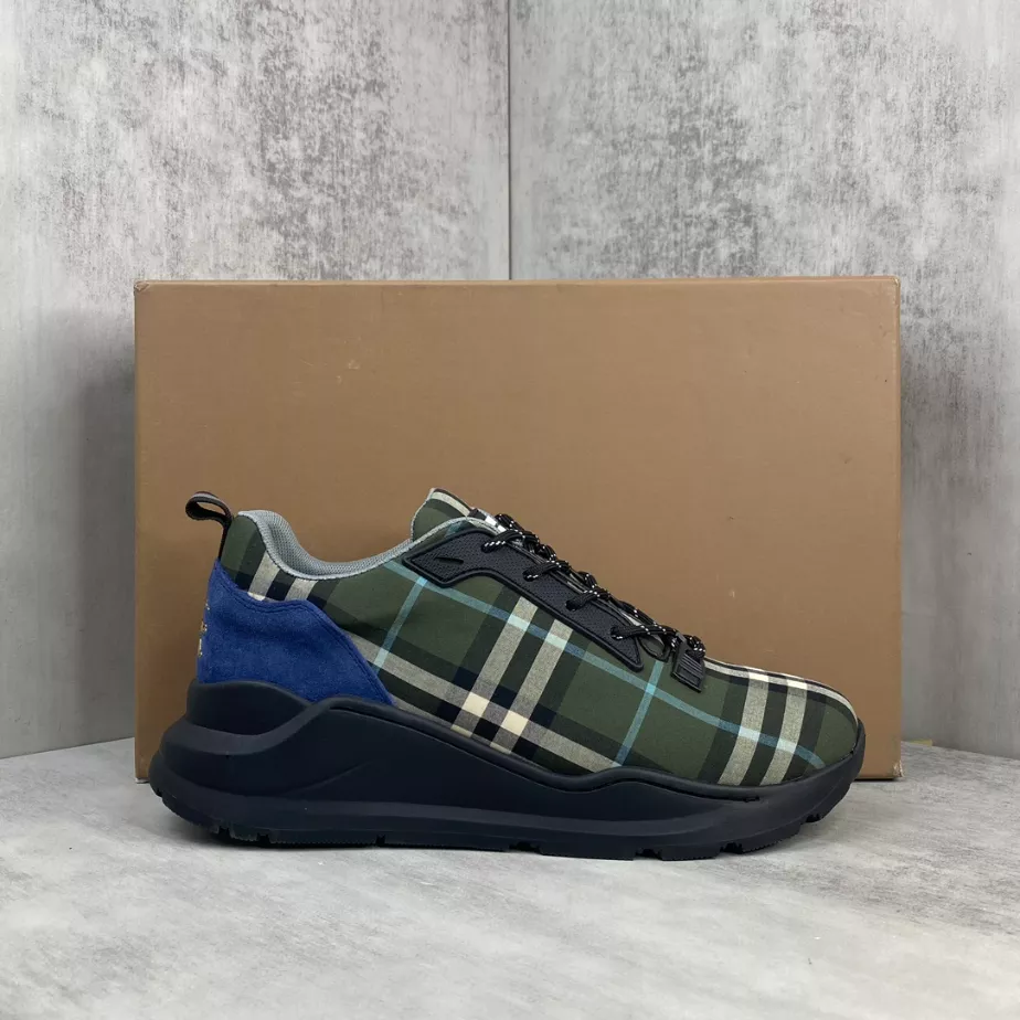 BURBERRY PLATFORM SNEAKERS – BBR063