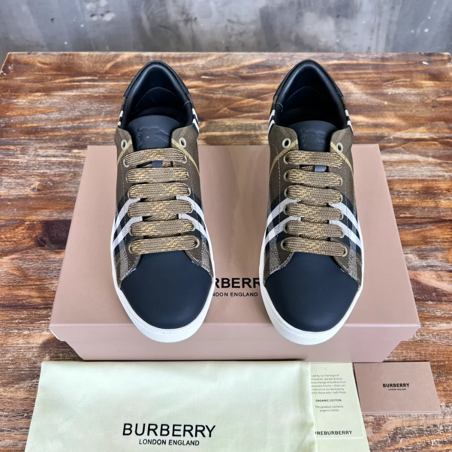 BURBERRY CHECK AND LEATHER SNEAKERS – BBR071