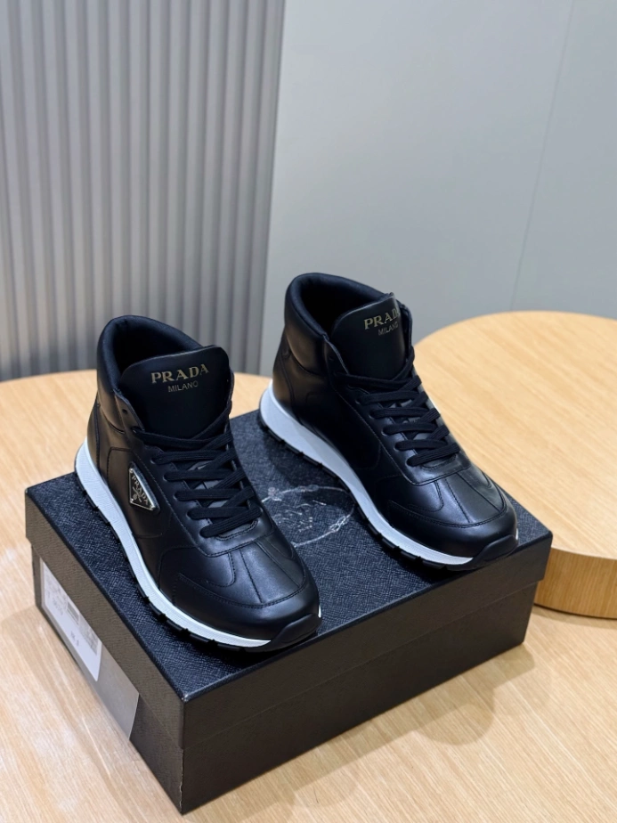 PRADA BRUSHED LEATHER SNEAKERS – PRS072