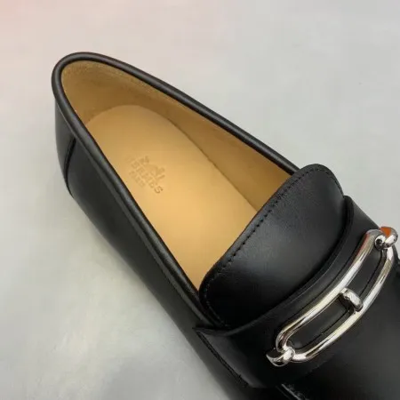 Hermes Men’s Colette Loafers In Noir Calfskin – HM045