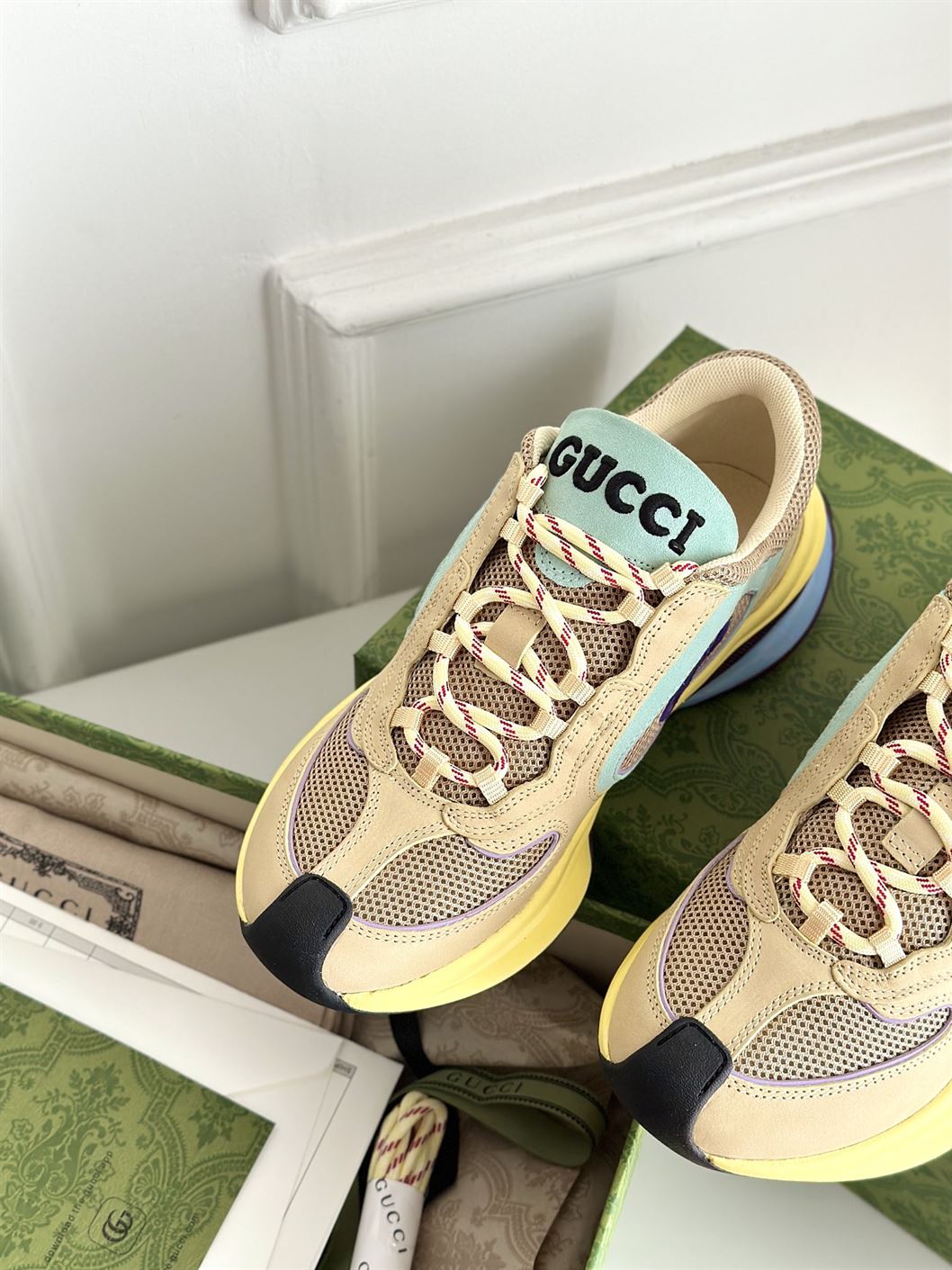 GUCCI RUN SNEAKERS – GCC118