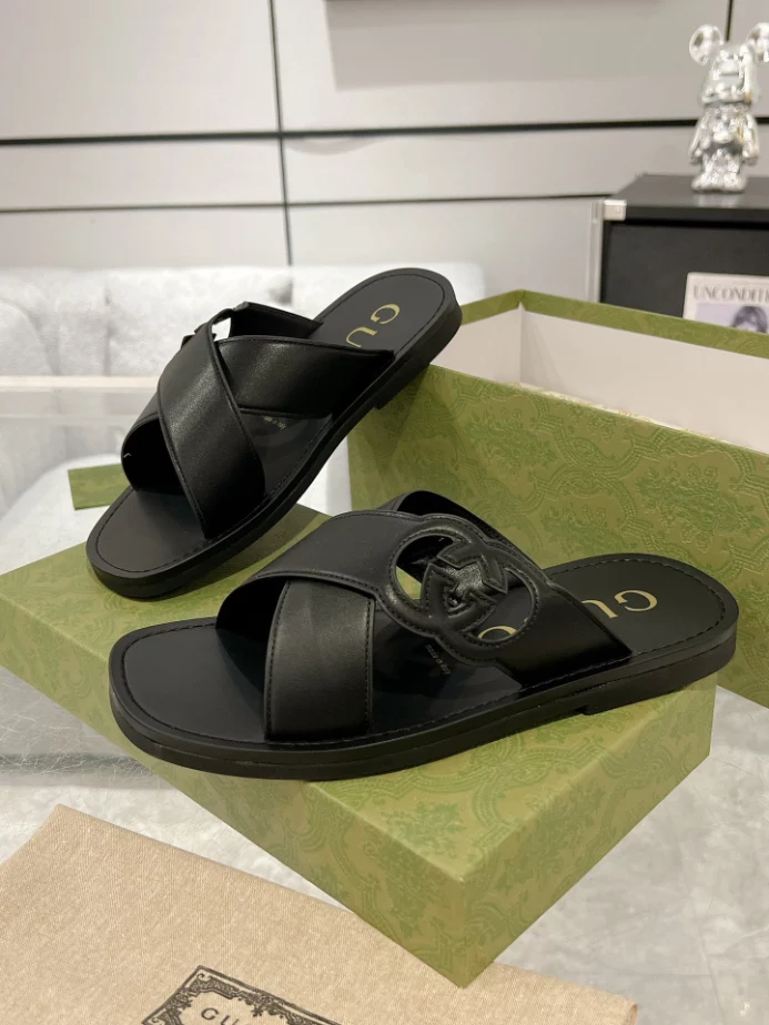 GUCCI MEN’S SLIDE SANDAL – GSL069