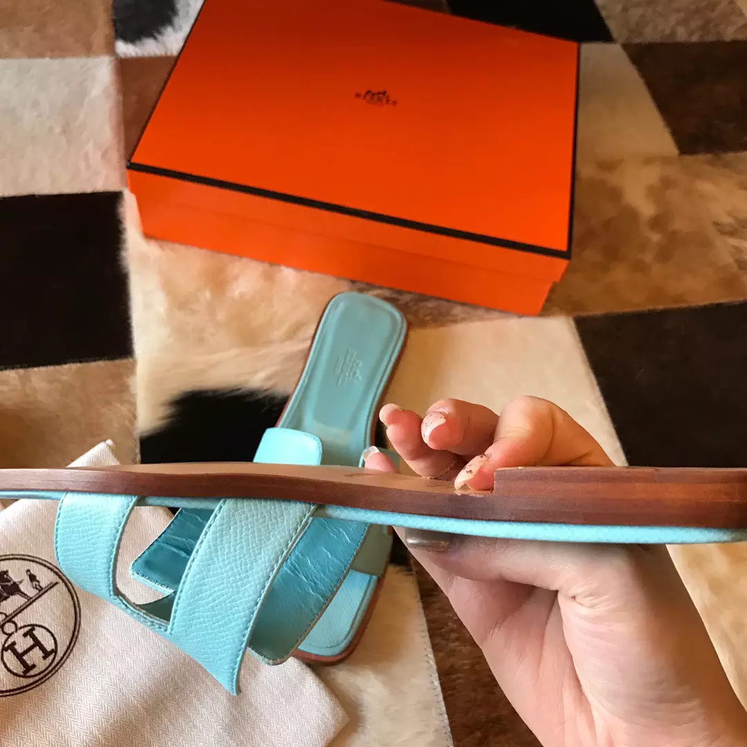 HERMES ORAN SLIDE SANDALS IN BLUE ATOLL EPSOM CALFSKIN – HMSD068