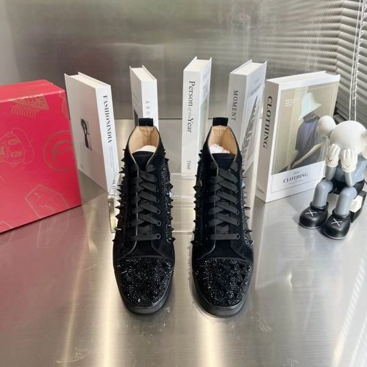 Christian Louboutin High-Top Sneaker – CLS069