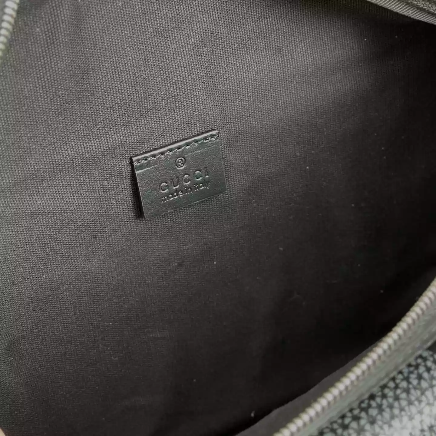 GG jumbo large belt bag in grey and black GG leather – BG078