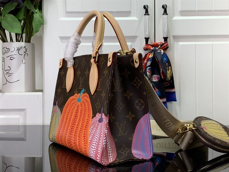 LOUIS VUITTON LV X YK ONTHEGO PM PUMPKIN MONOGRAM – LW110