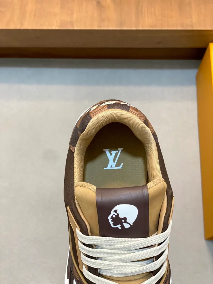 LOUIS VUITTON TRAINER SNEAKER – LVS248