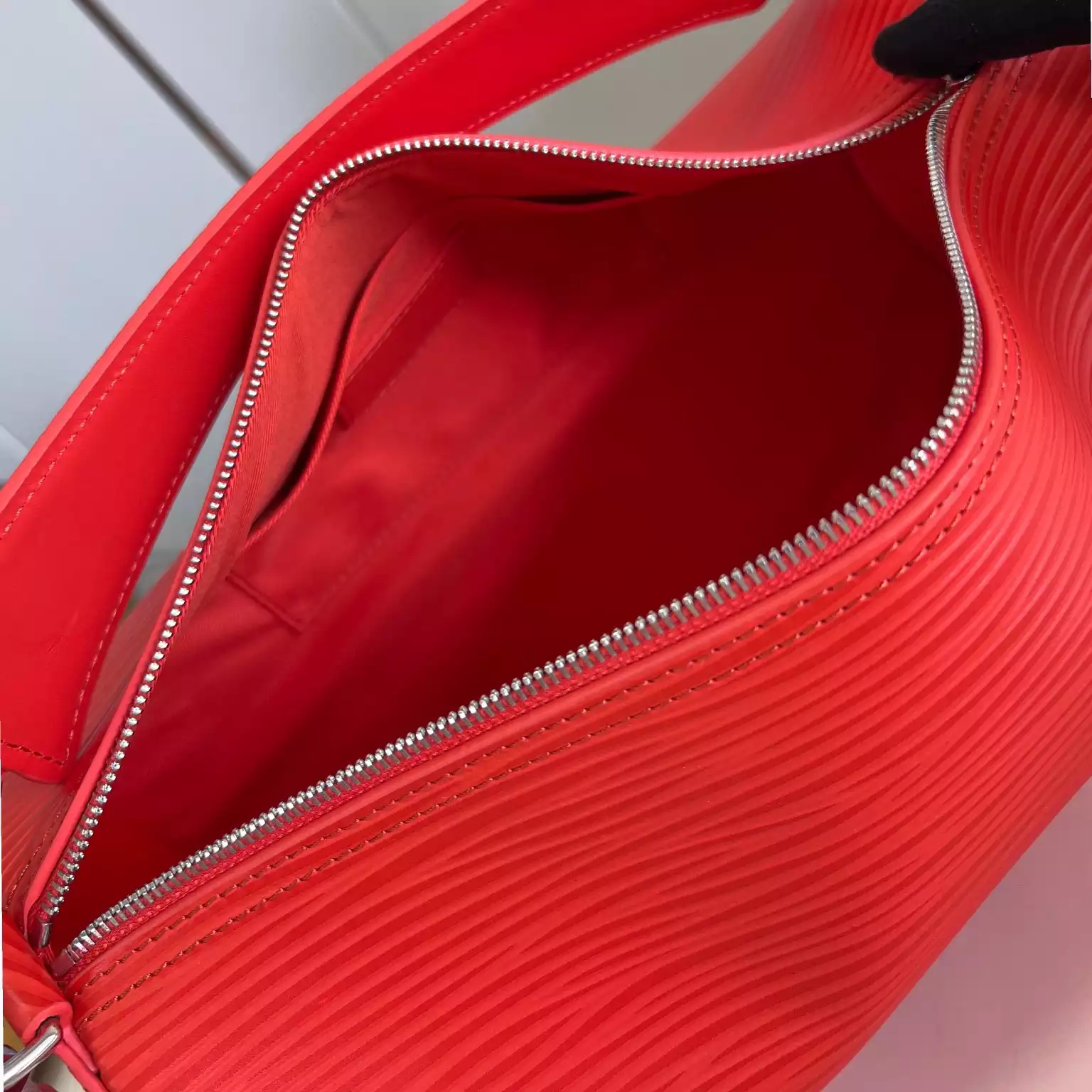 SOFT POLOCHON MM EPI XL GRAINED LEATHER M23719 – LW450