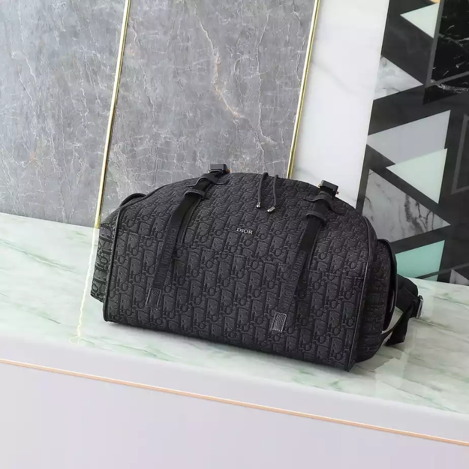 DIOR HIT THE ROAD BACKPACK WITH FLAP – DIO052