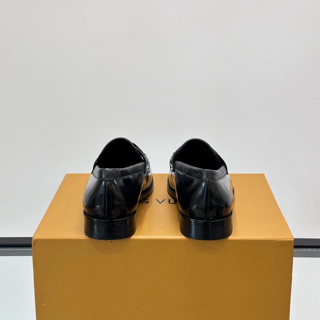 MAJOR LOAFERS IN BLACK – VL051