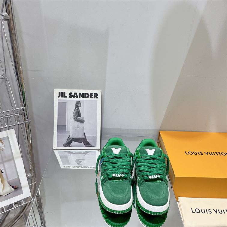 LOUIS VUITTON TRAINER MAXI LOW-TOP SNEAKERS – LVS163