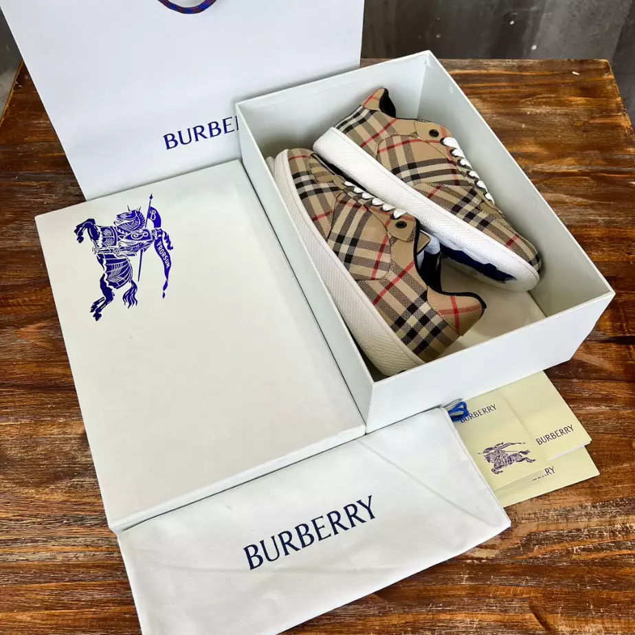 BURBERRY CHECK TERRACE SNEAKERS – BBR093