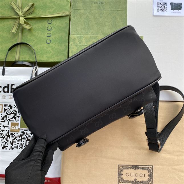 GUCCI GG GUCCISSIMA BLACK NYLON MESSENGER BAG – BG049