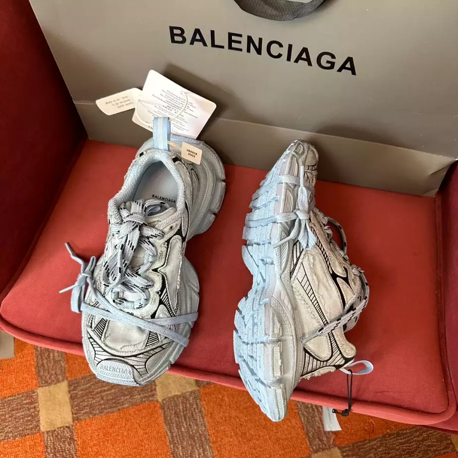 BALENCIAGA MEN’S 3XL SNEAKER – BLA101