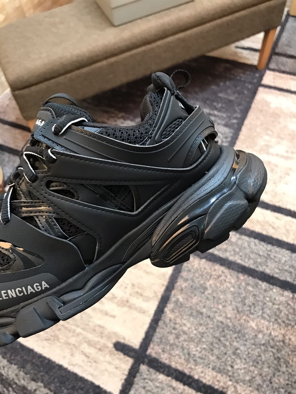 BALENCIAGA TRACK 3.0 SNEAKERS FULL BLACK – BLA004