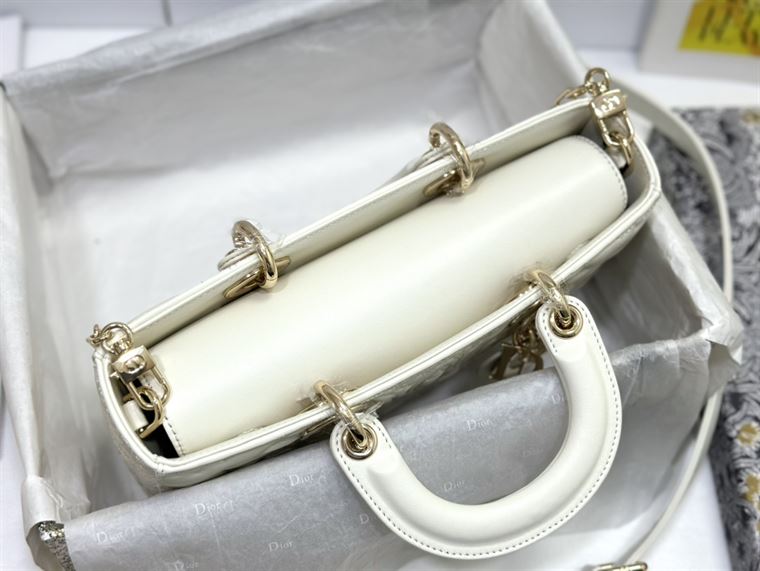 DIOR MEDIUM LADY D-JOY BAG LATTE QUILTED EFFECT LAMBSKIN WITH ORNAMENTAL MOTIF – DOB060