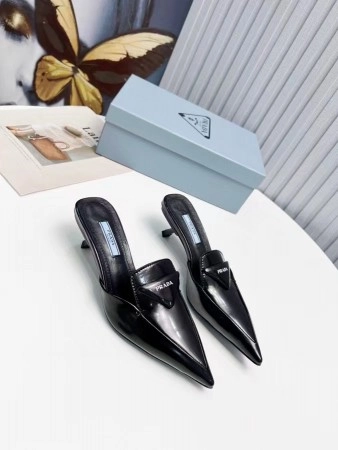 PRADA SABOTS MULES IN BLACK BRUSHED LEATHER – PSD054