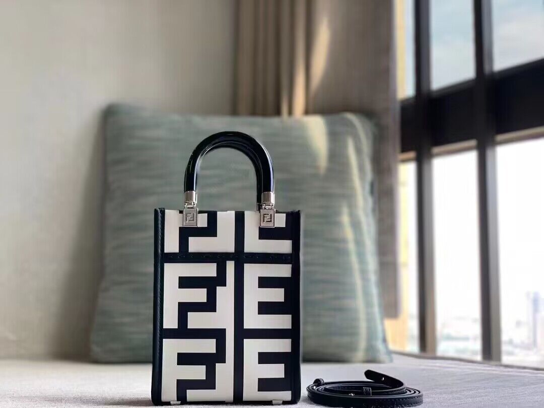 FENDI MINI SUNSHINE SHOPPER TWO TONE LEATHER FENDI BY MARC JACOBS MINI BAG – F040