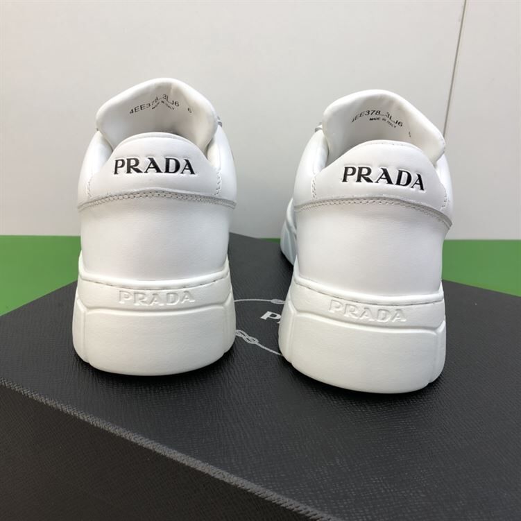 PRADA LEATHER SNEAKERS – PRS017