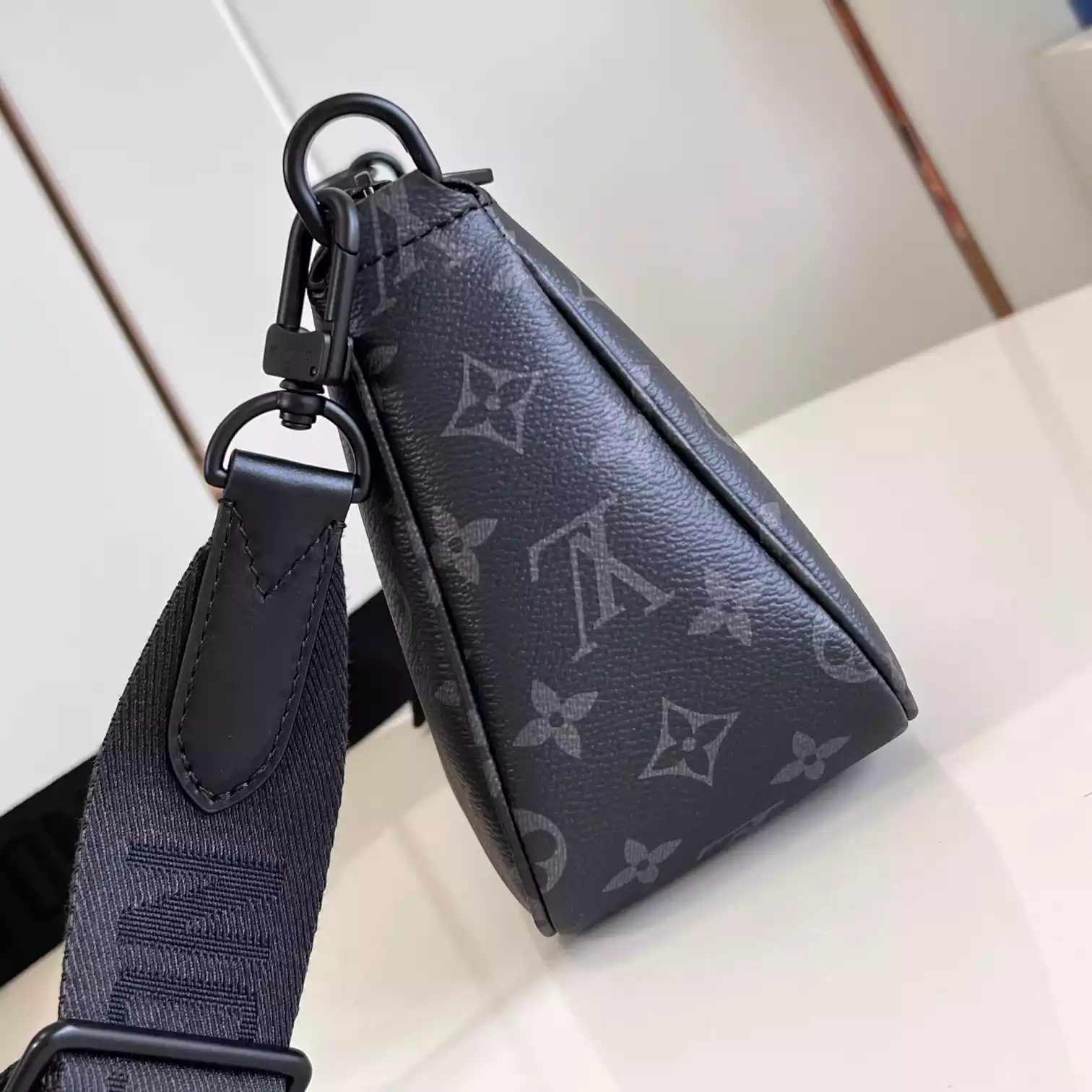 POCHETTE ACCESSOIRE XL BLACK MONOGRAM ECLIPSE CANVAS M11741 – LW445