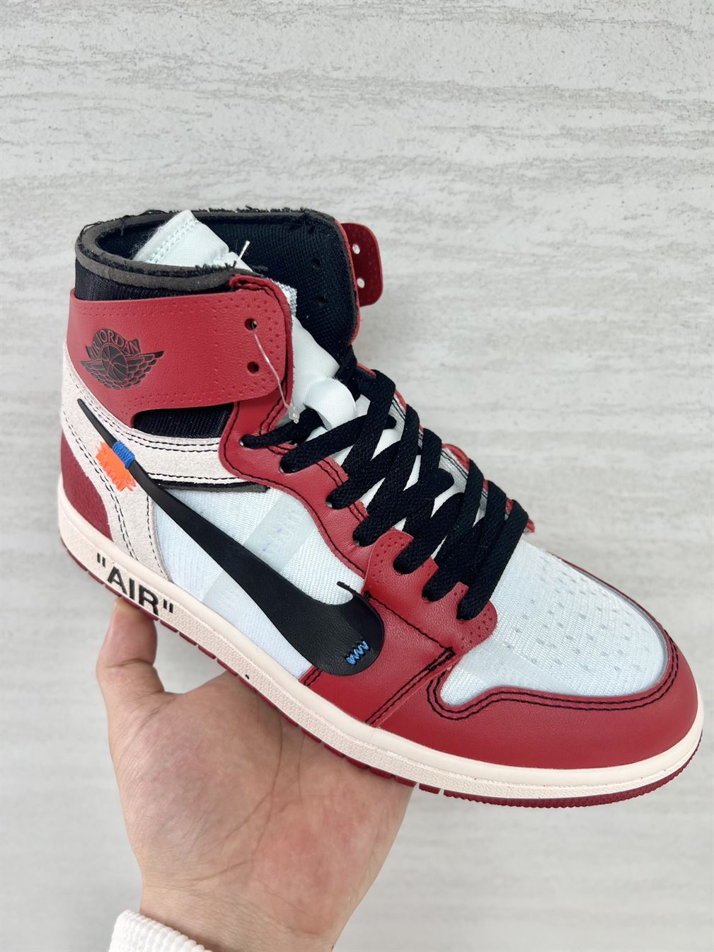 AIR JORDAN 1 RETRO HIGH OFF-WHITE CHICAGO – OFW032