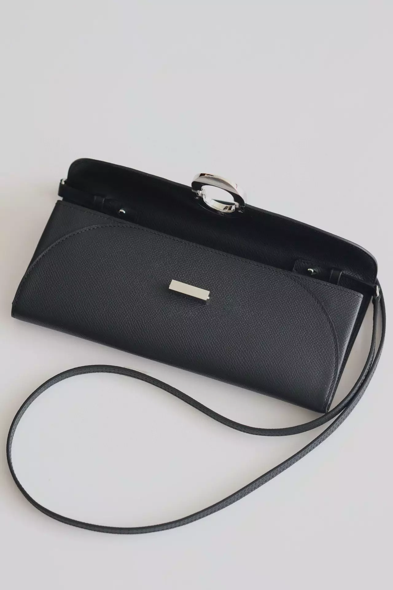 Hermes Maillon To Go Wallet in Black Epsom Calfskin – HW174