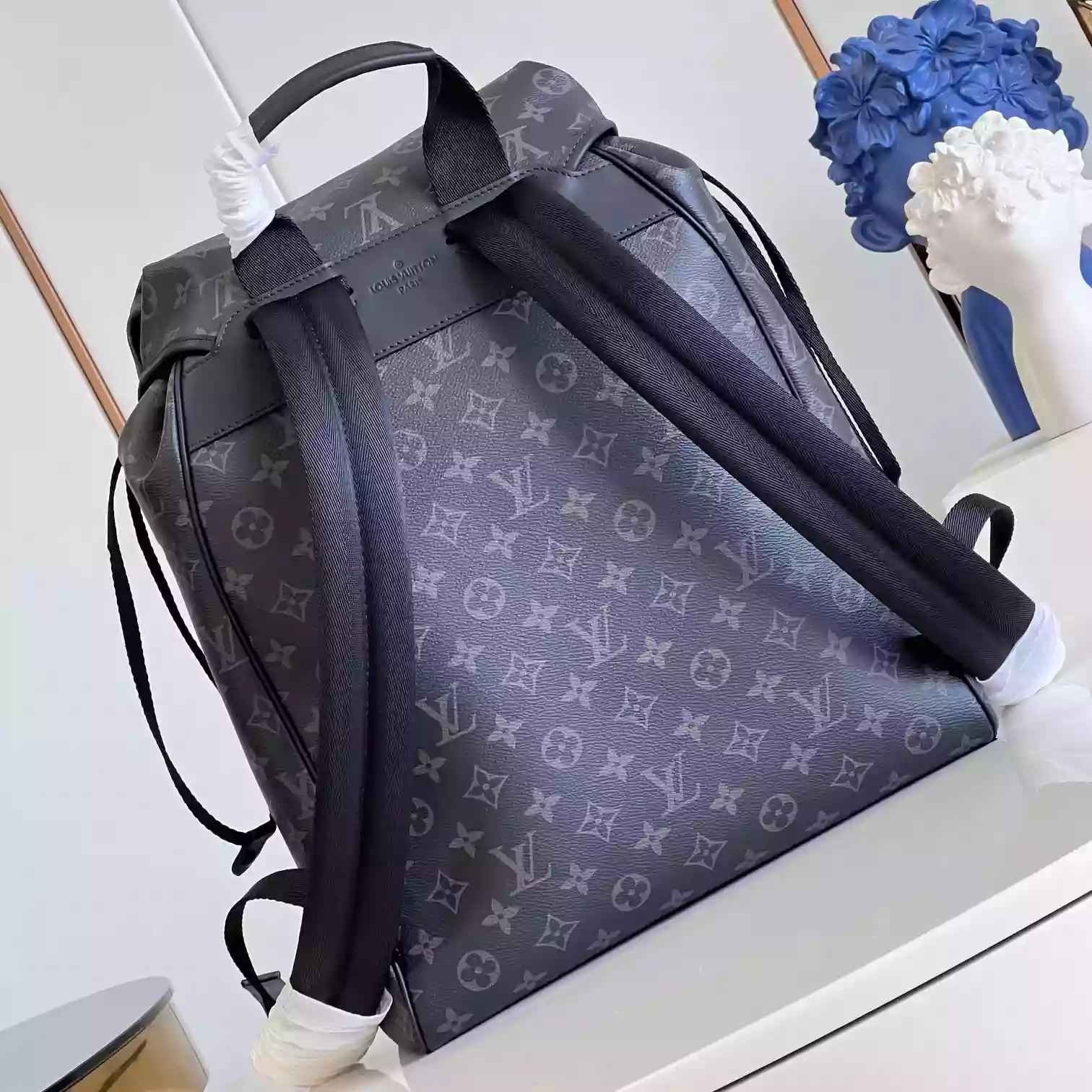 MONTSOURIS BACKPACK MONOGRAM ECLIPSE CANVAS M46683 – LW342