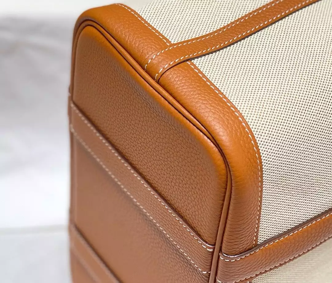 Hermes Garden Party 30cm Bag in Toile and Gold Leather – HW070